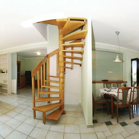 Mirjana - Ev Friendly * Стари Град