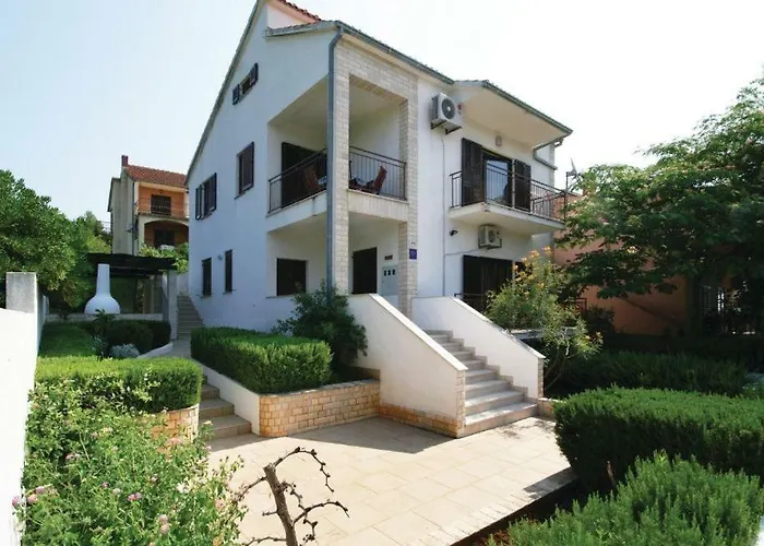 Апартаменты Mirjana - Ev Friendly