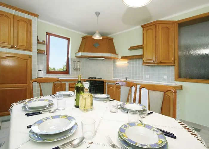 Mirjana - Ev Friendly